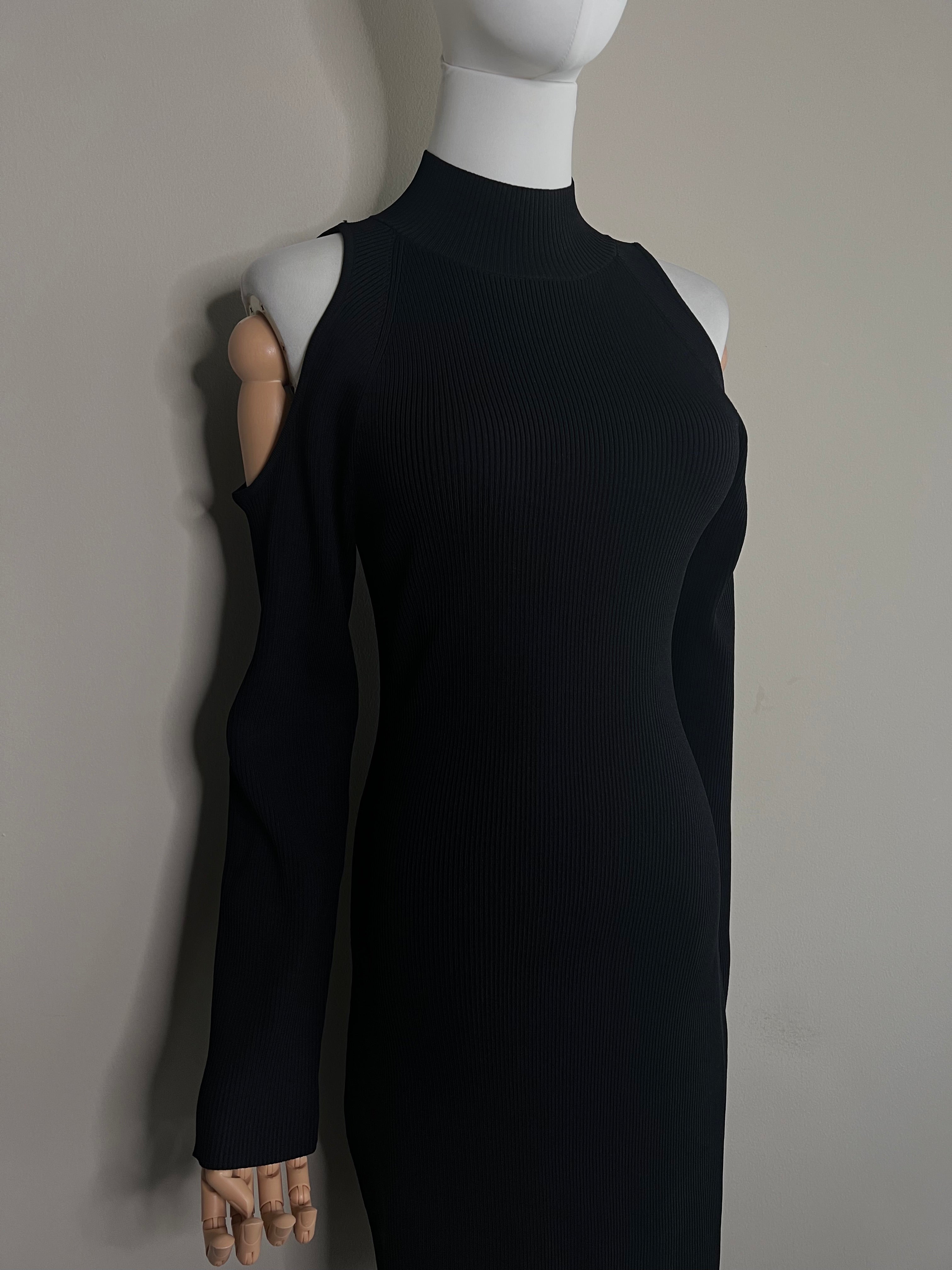 Black Cold shoulder pull over bodycon dress - ASTR