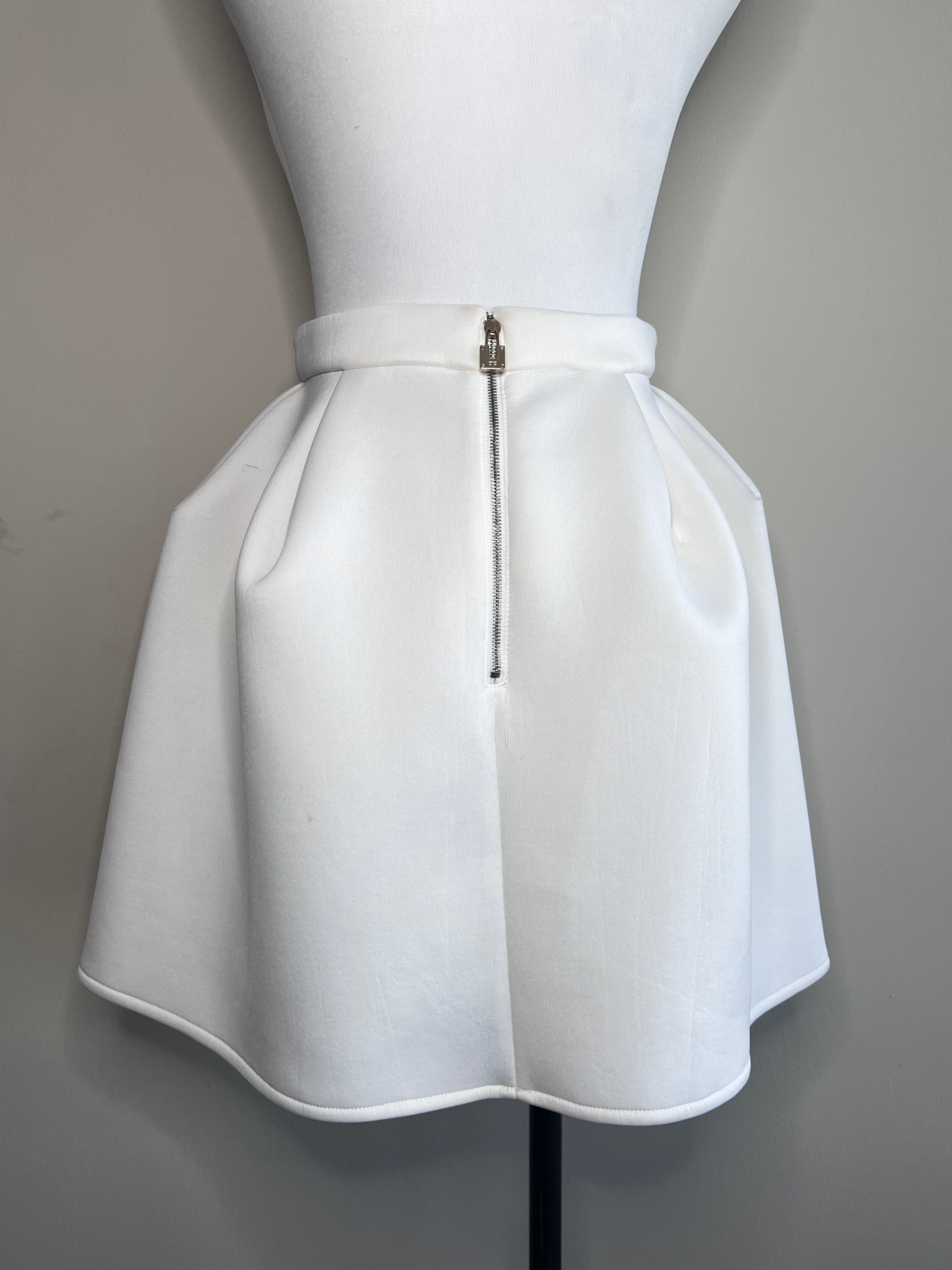 White puffy skater outlet skirt