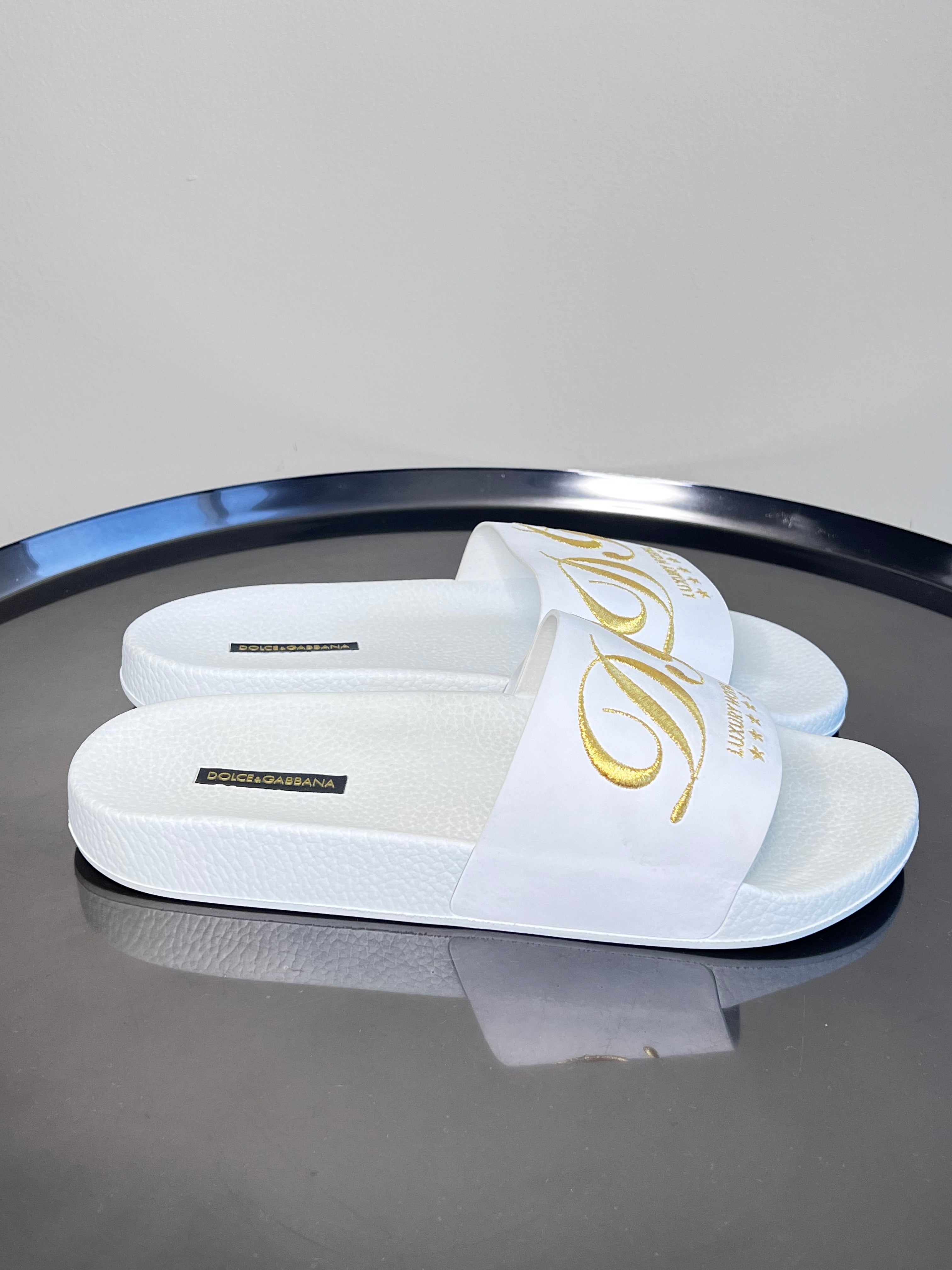 Brand New ! White slides with gold embroied logo - Dolce and gabbana