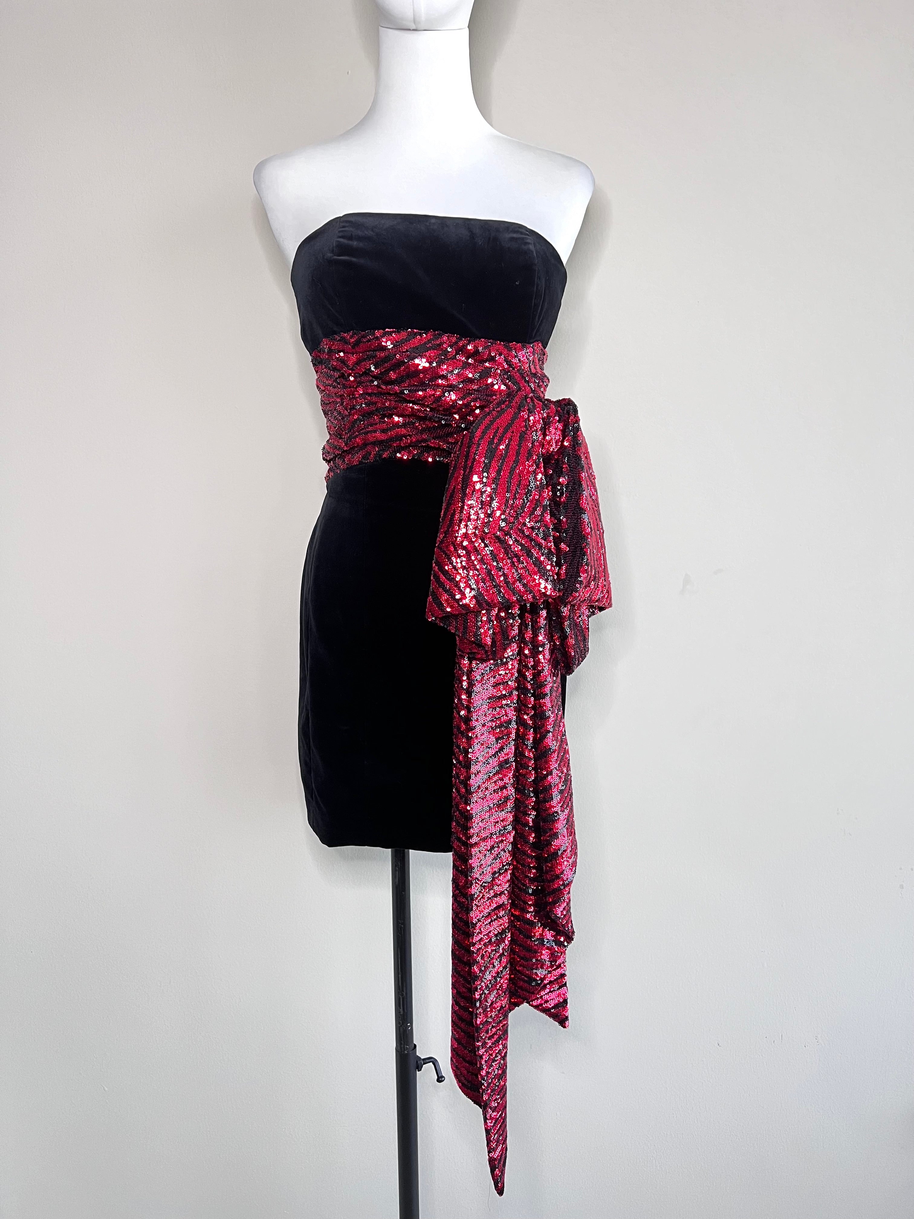 Black with Red embellished ribbon short dress - ALEXANDRE VAUTHIER