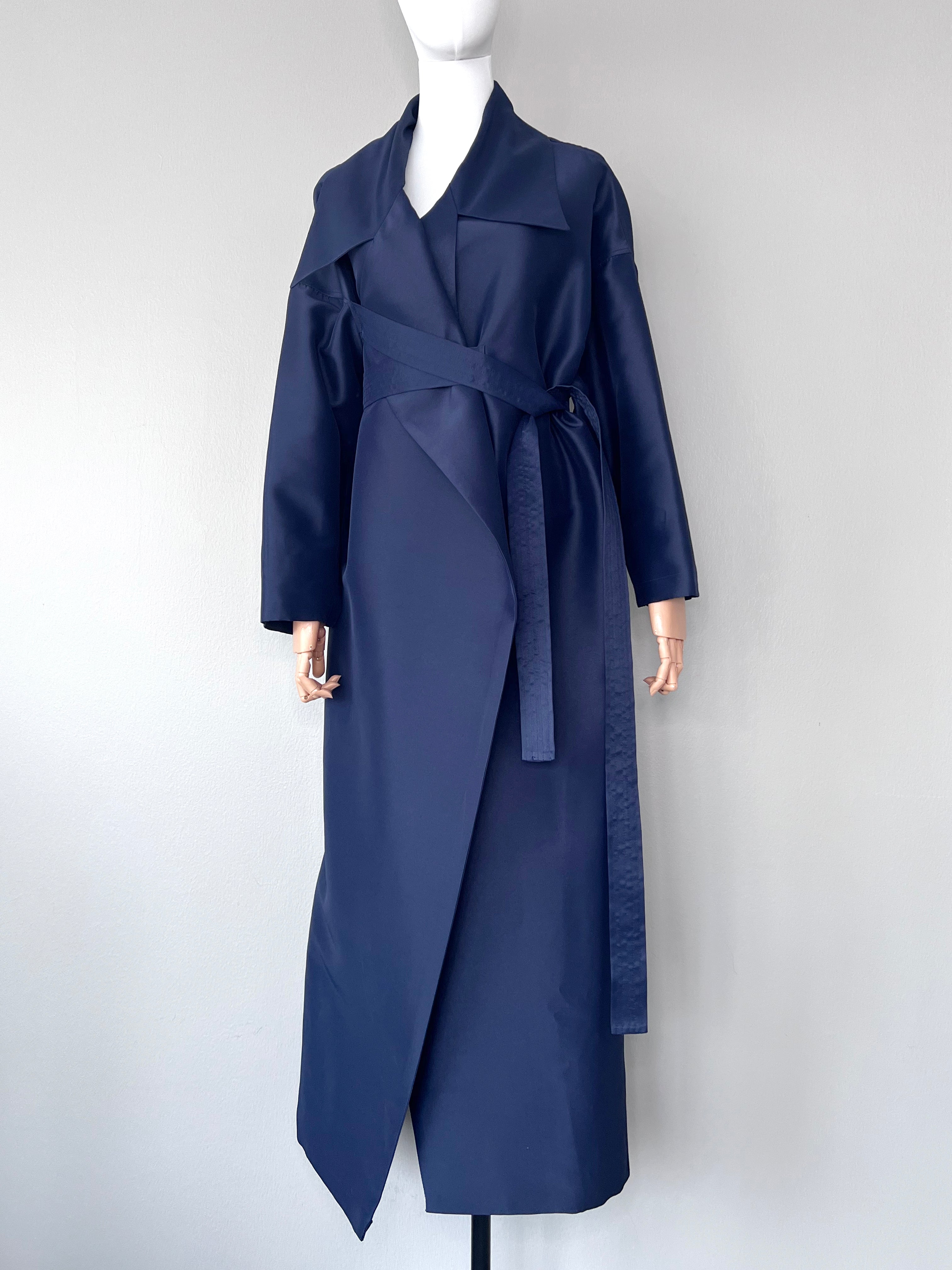 Navy blue solid trench coat with longsleeves and belt - Euphoria