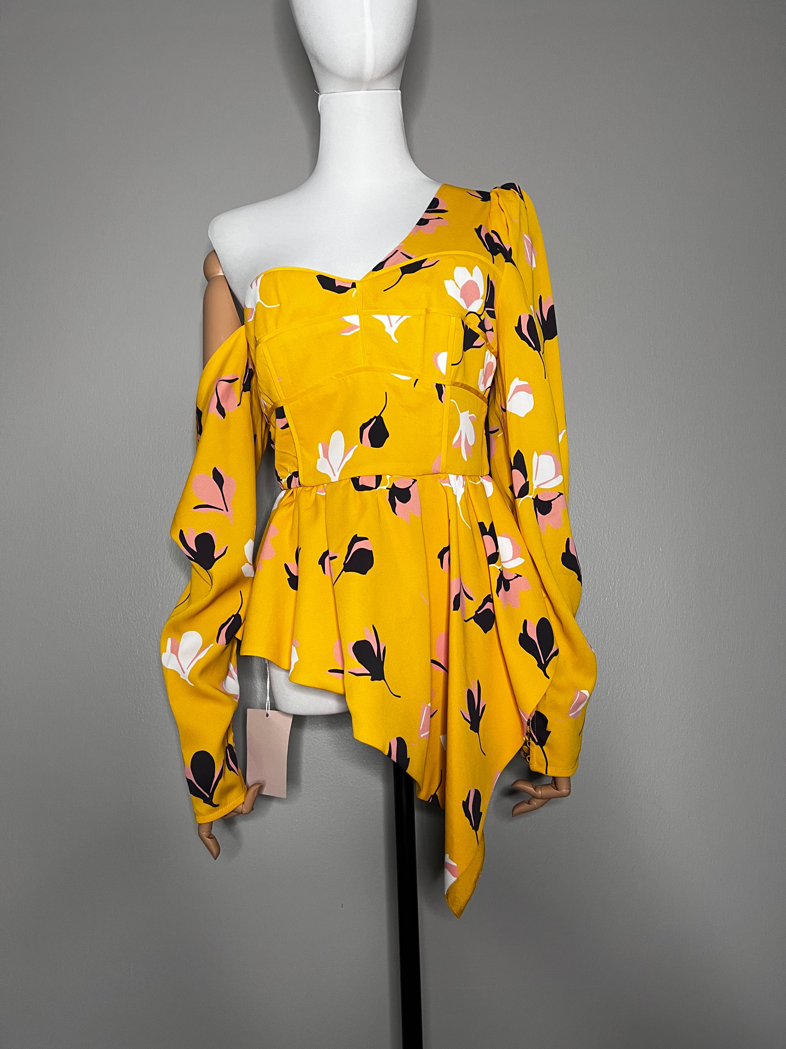 Brand New!Yellow floral one off-shoulder sleeve a symmetrical top - SELF-PORTRAIT