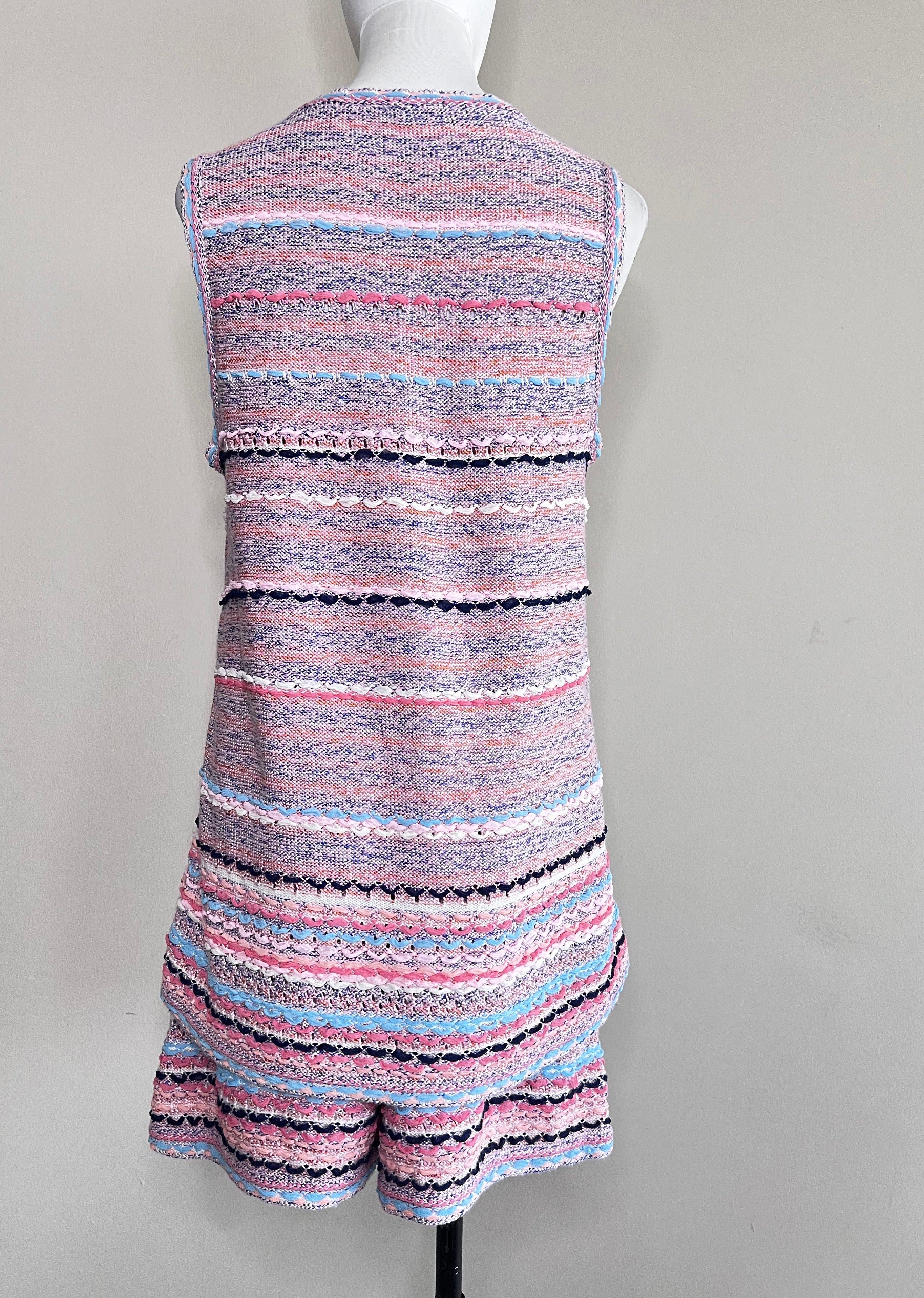 A set of Multicolor Tweed Tank Top and shorts - CHANEL