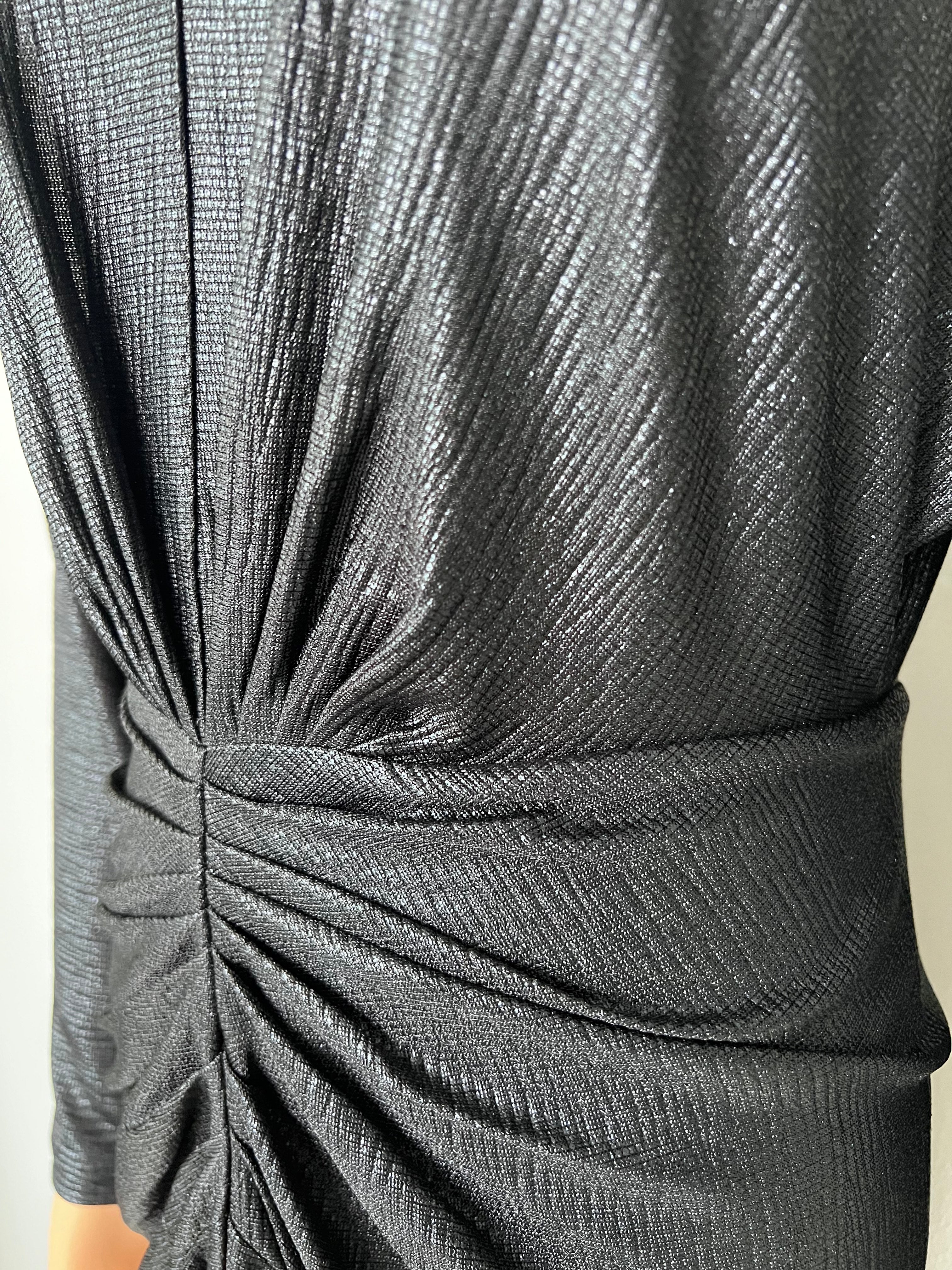 Eye-catching black pleated asymmetrical dress - IRO
