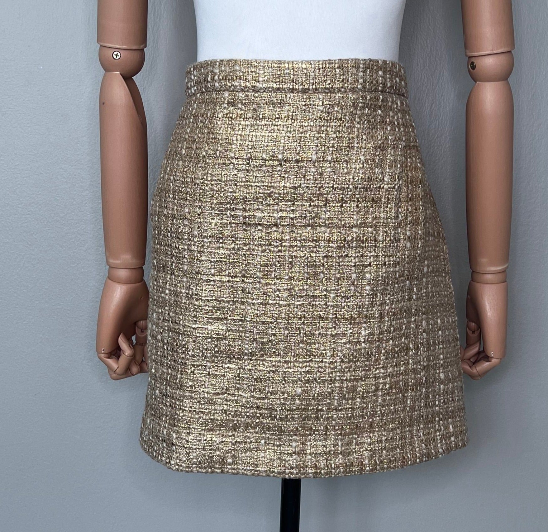 Gold crepe skirt with straight pockets - MASSIMO DUTTI