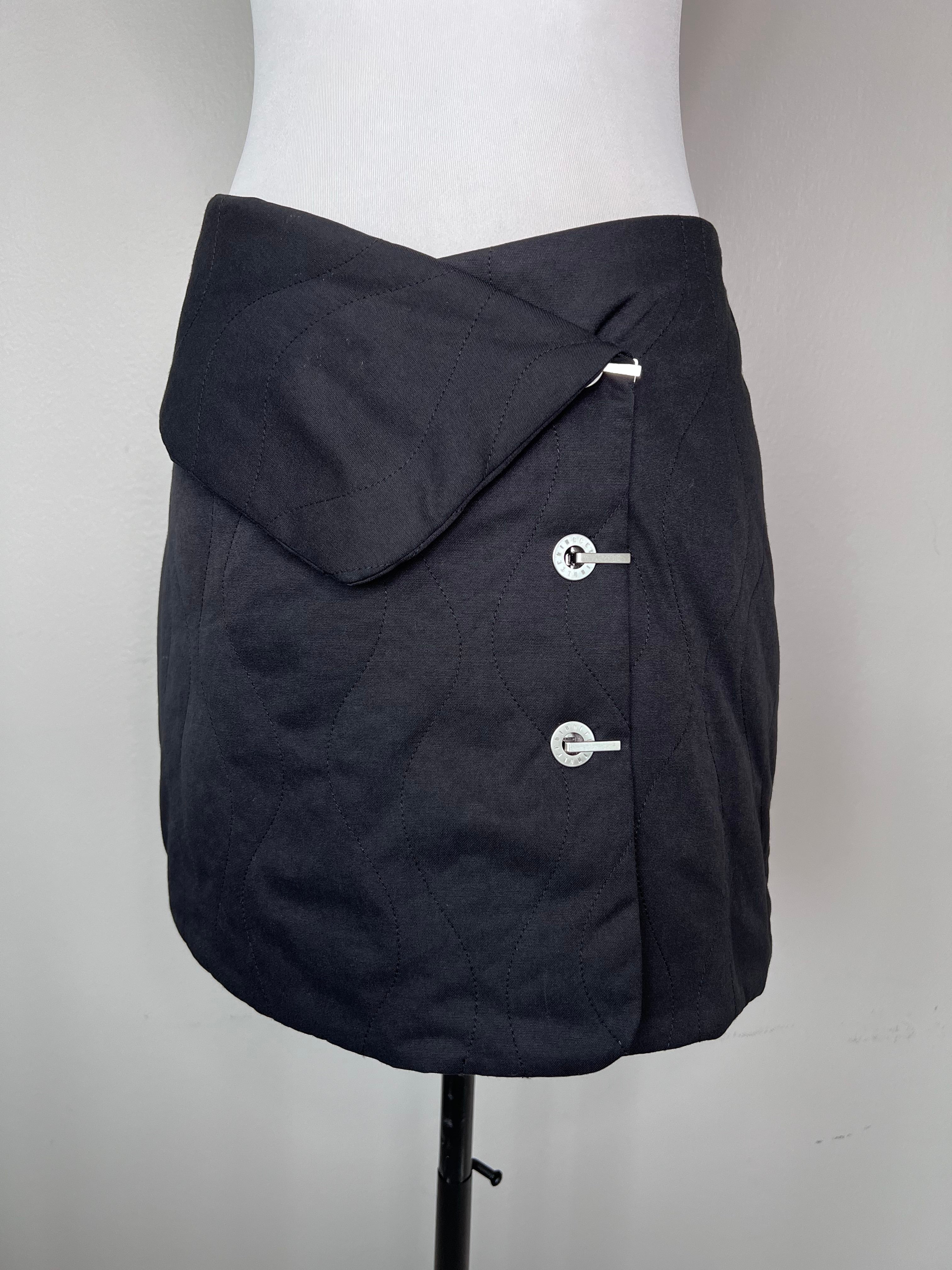 BRAND NEW!Black quilted canvas wave mini skirt - DION LEE