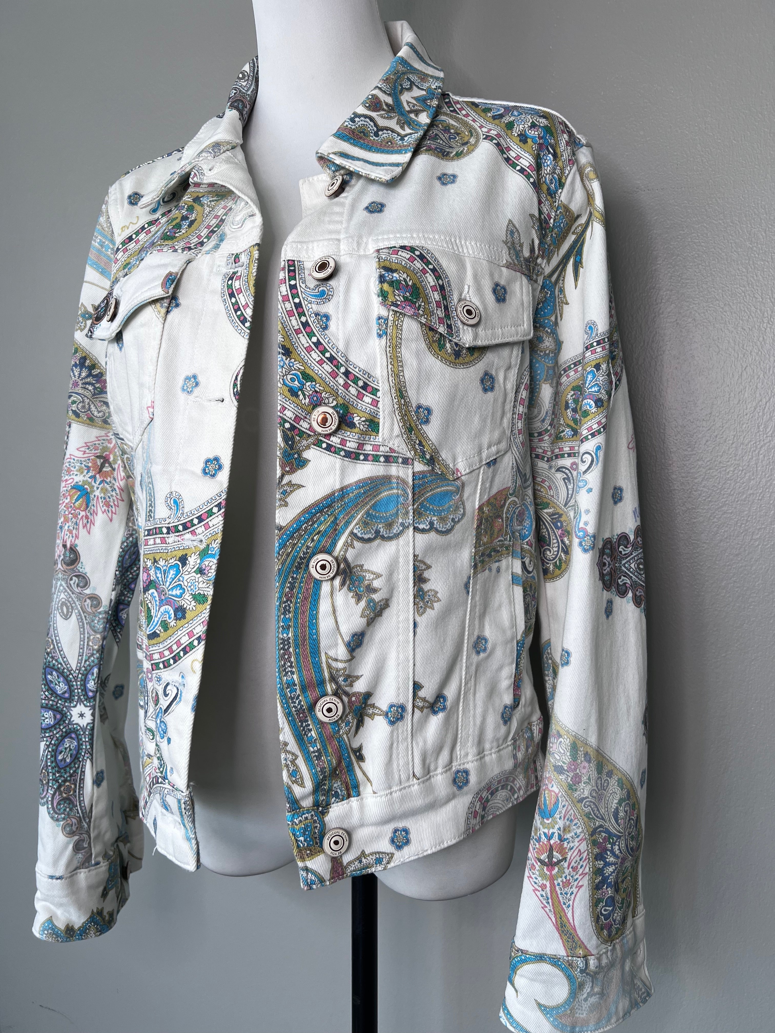White denim jacket with multicolored bandana design throughout and buttons down the middle- DESIGUAL.