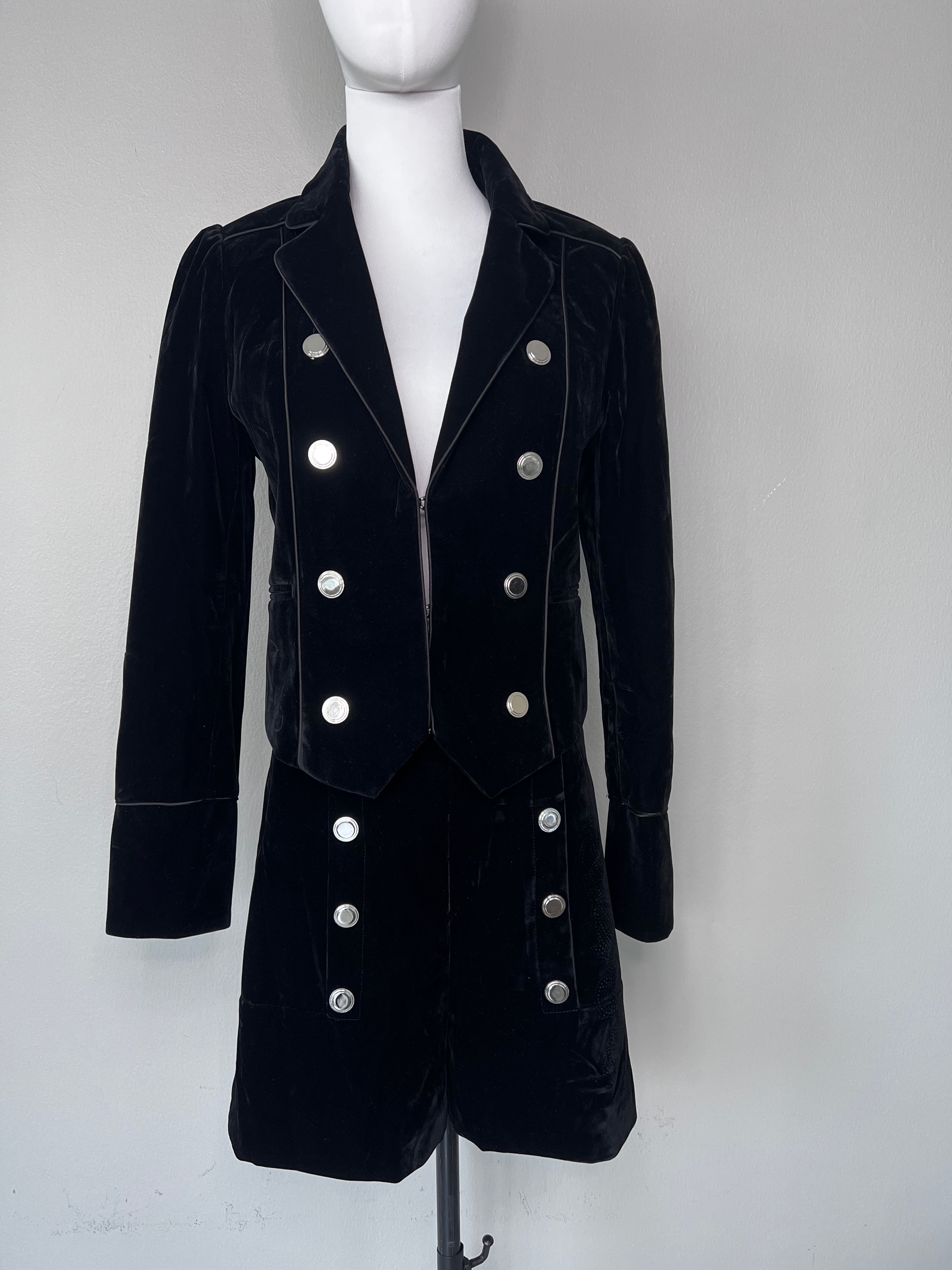 Boxy buttoned woven blazer set with mini shorts - TISSU