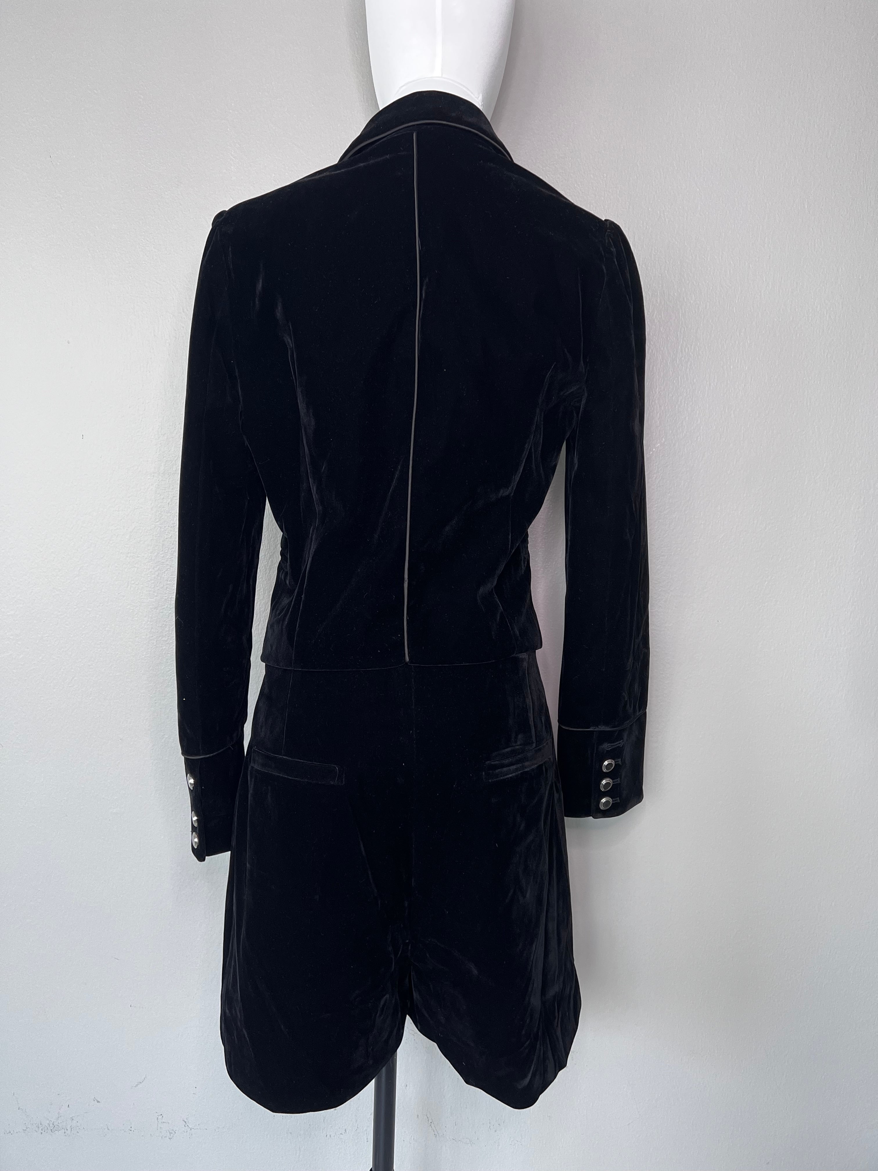 Boxy buttoned woven blazer set with mini shorts - TISSU