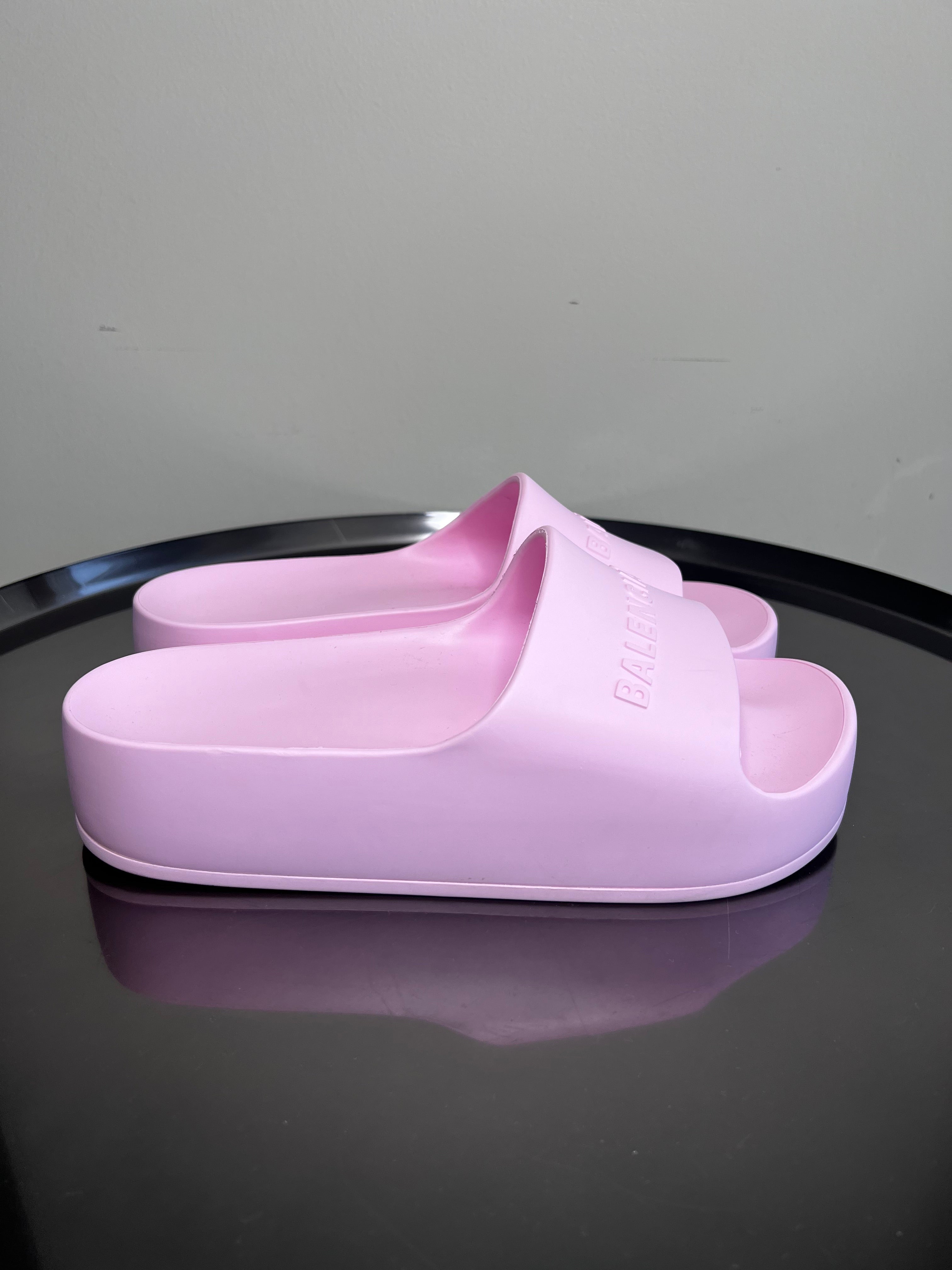 Pink Logo embossed rubber slides - BALENCIAGA
