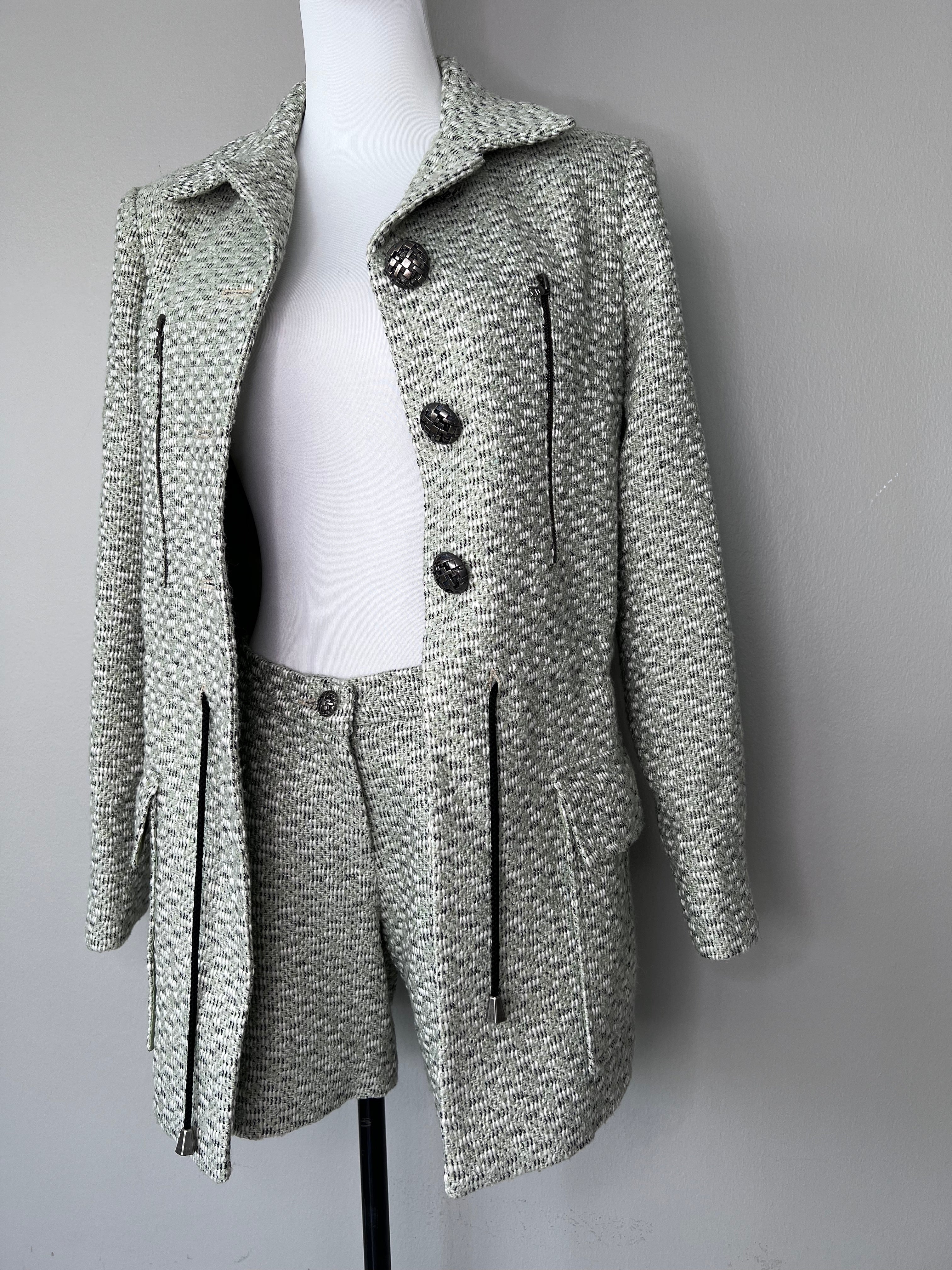 Soft green knitted long chic blazer & tapered shorts set - GLAMODA