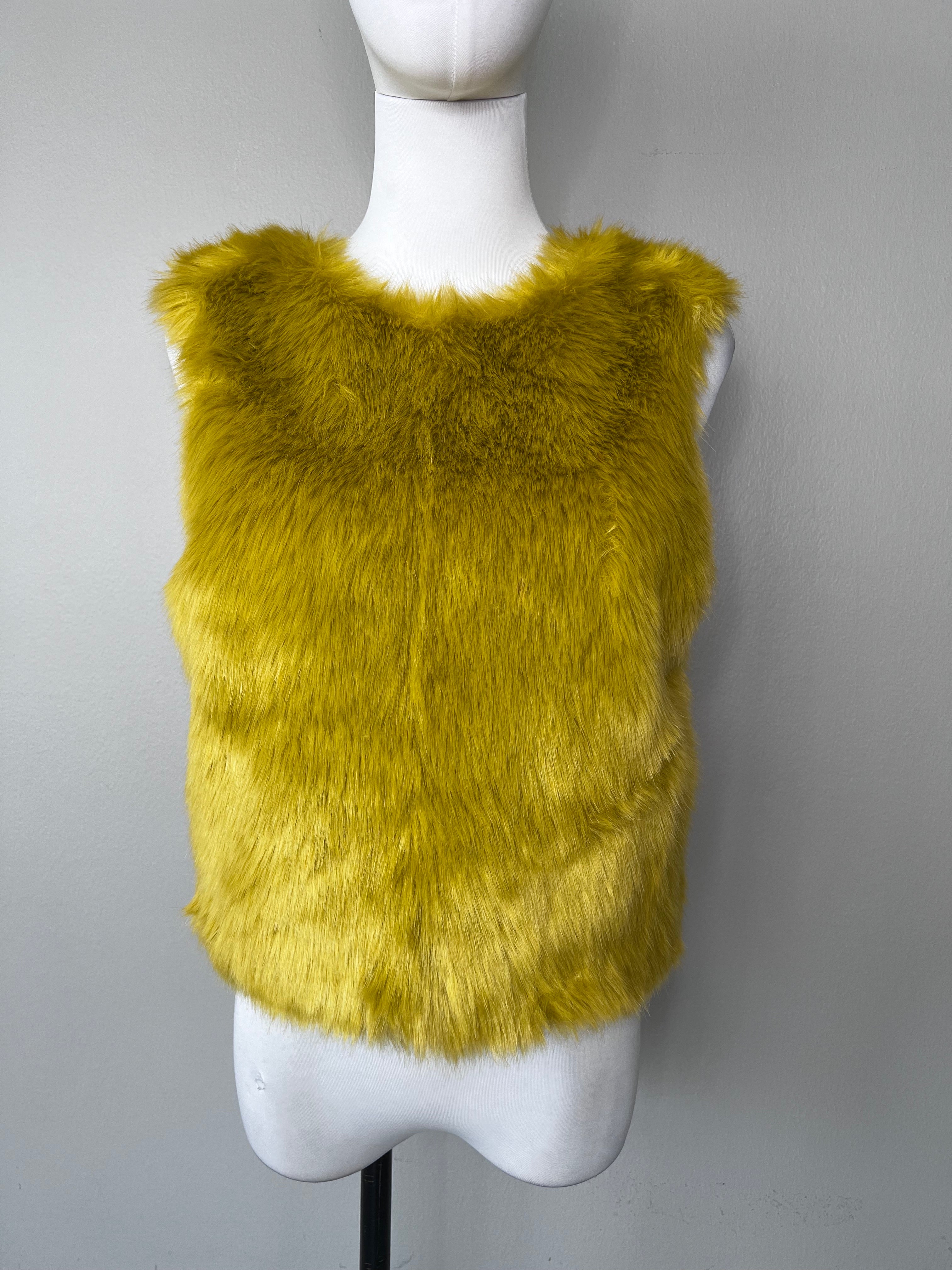 Chic yellow fur top - PATRIZIA PEPE