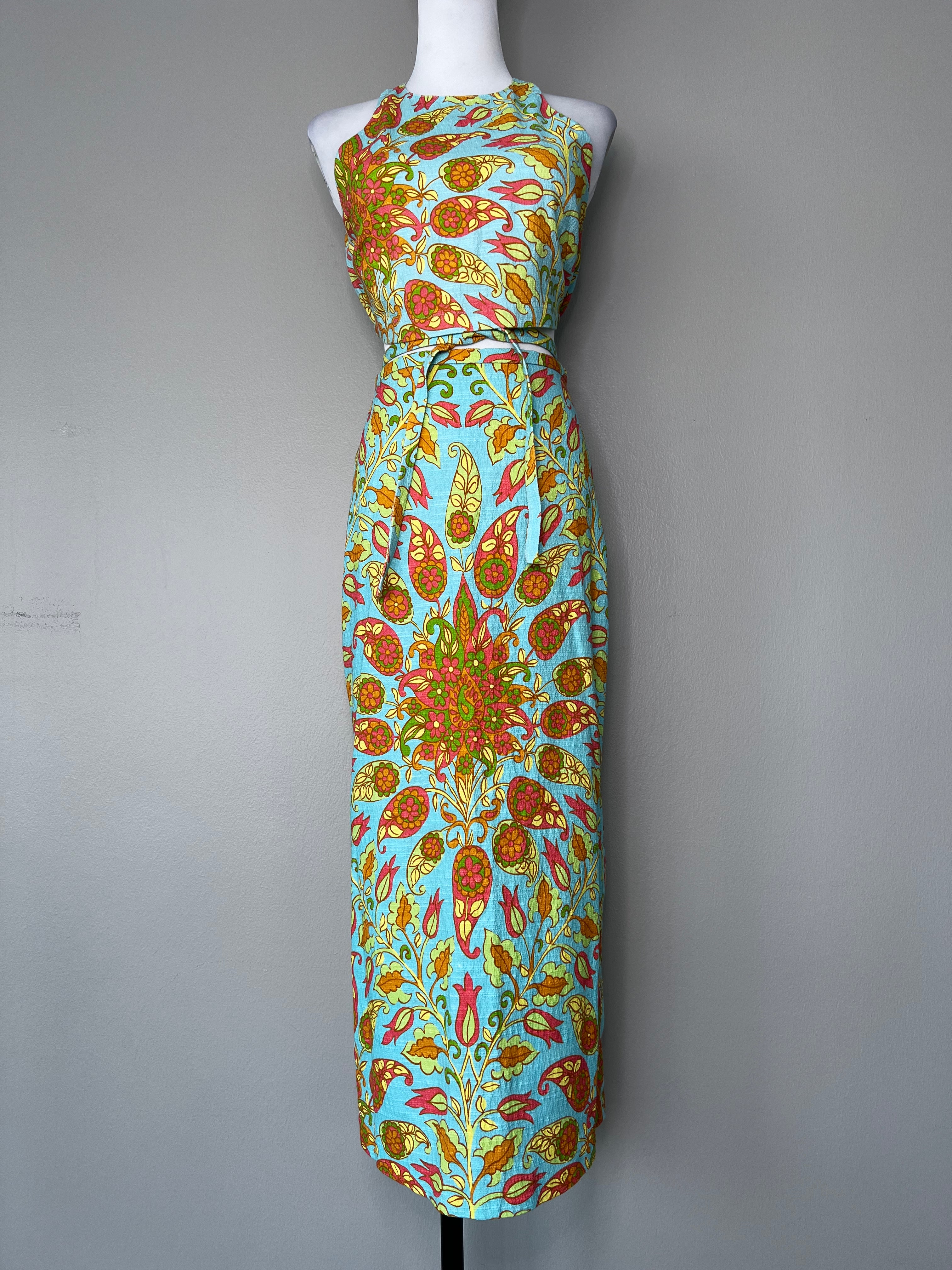 A set of long midi hippy 1960's floral paisley Turquoise Skirt with crop top backless set - ZARA