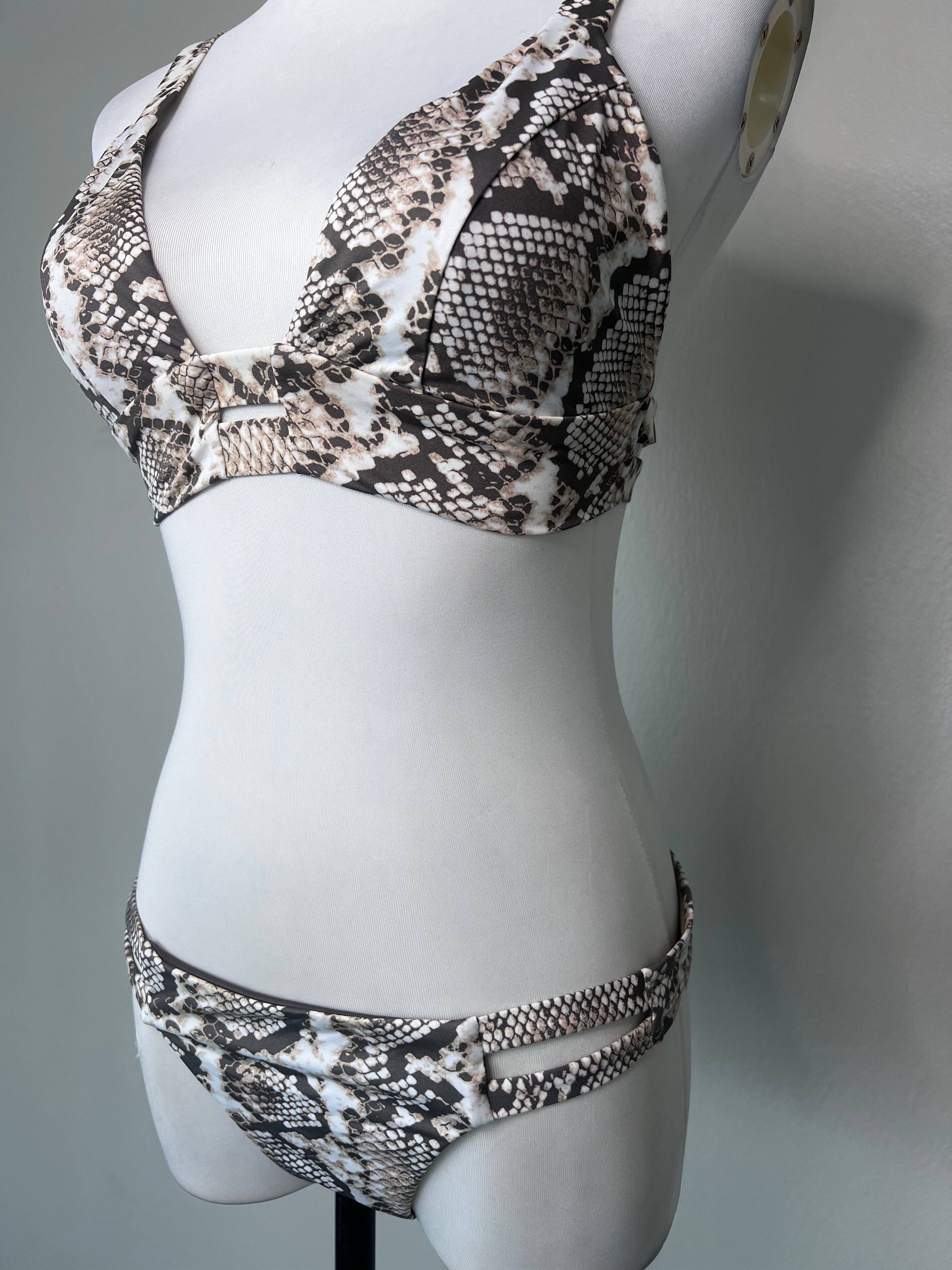 Brand new Snake skin print bikini Swimsuit - VITAMINXA