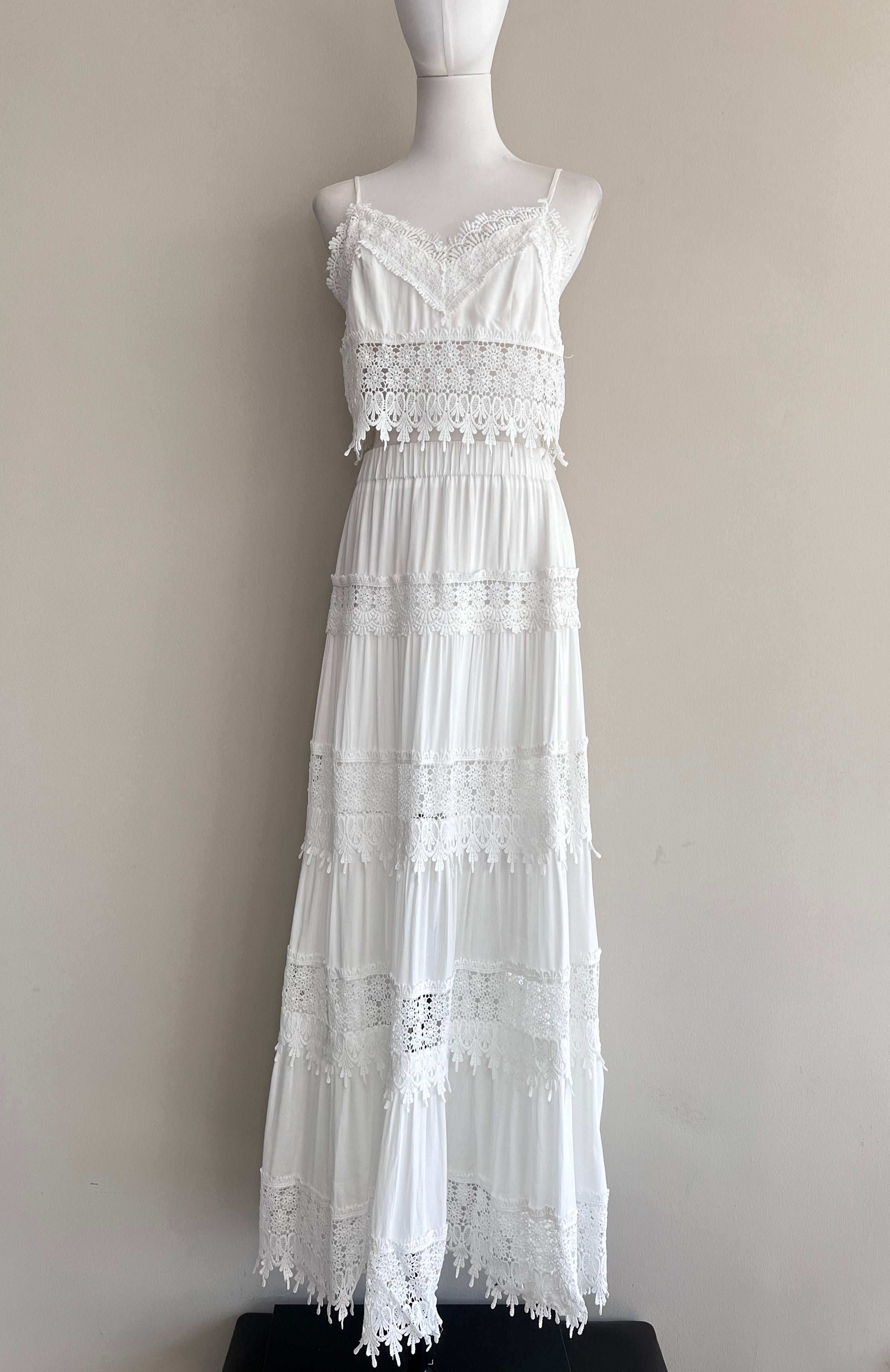 A set of White laced embroidered Top and Maxi skirt - VICBEE