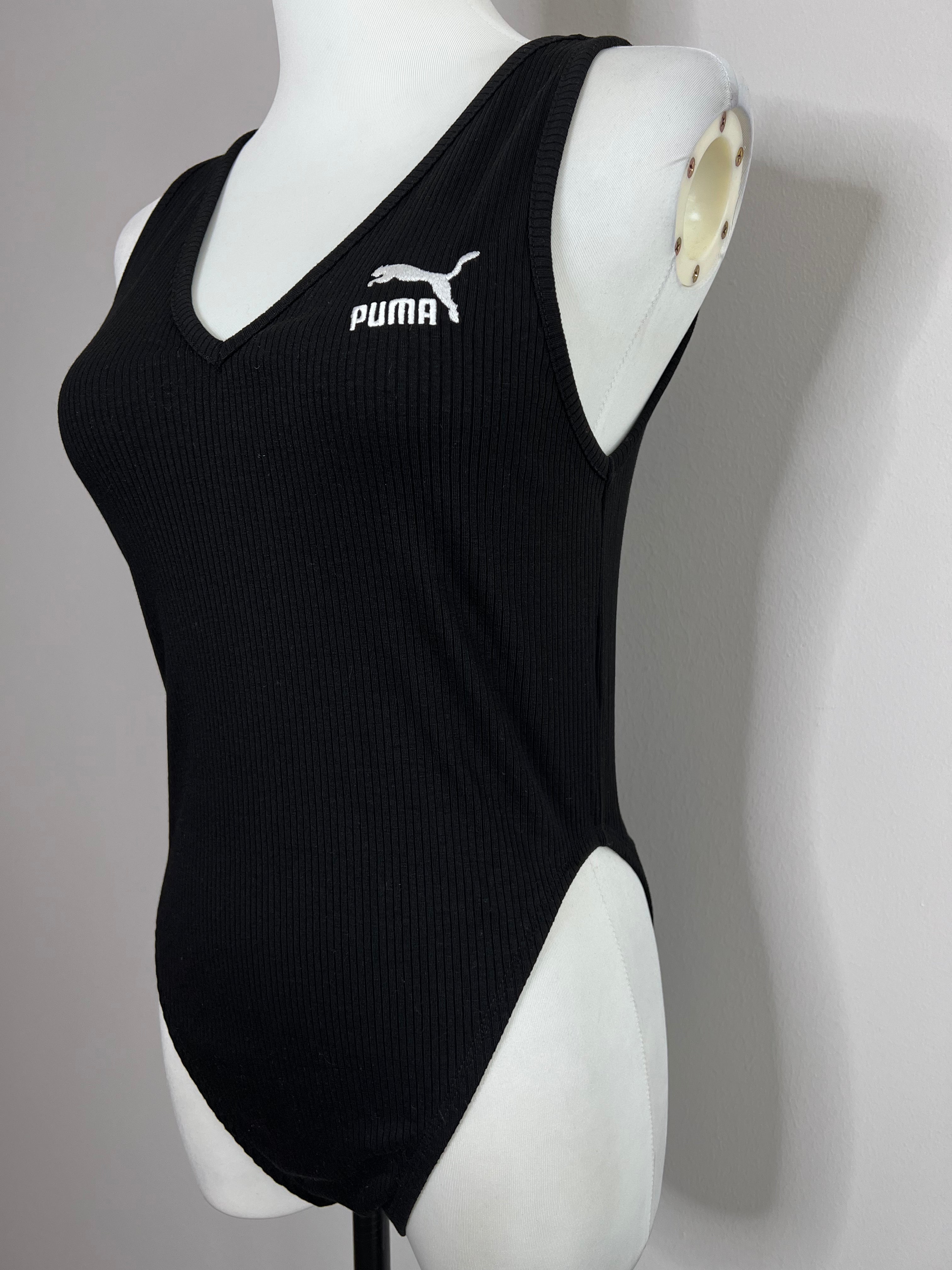 Brand new Classic ribbed bodysuit in knitted v neck sleeveless on black - PUMA