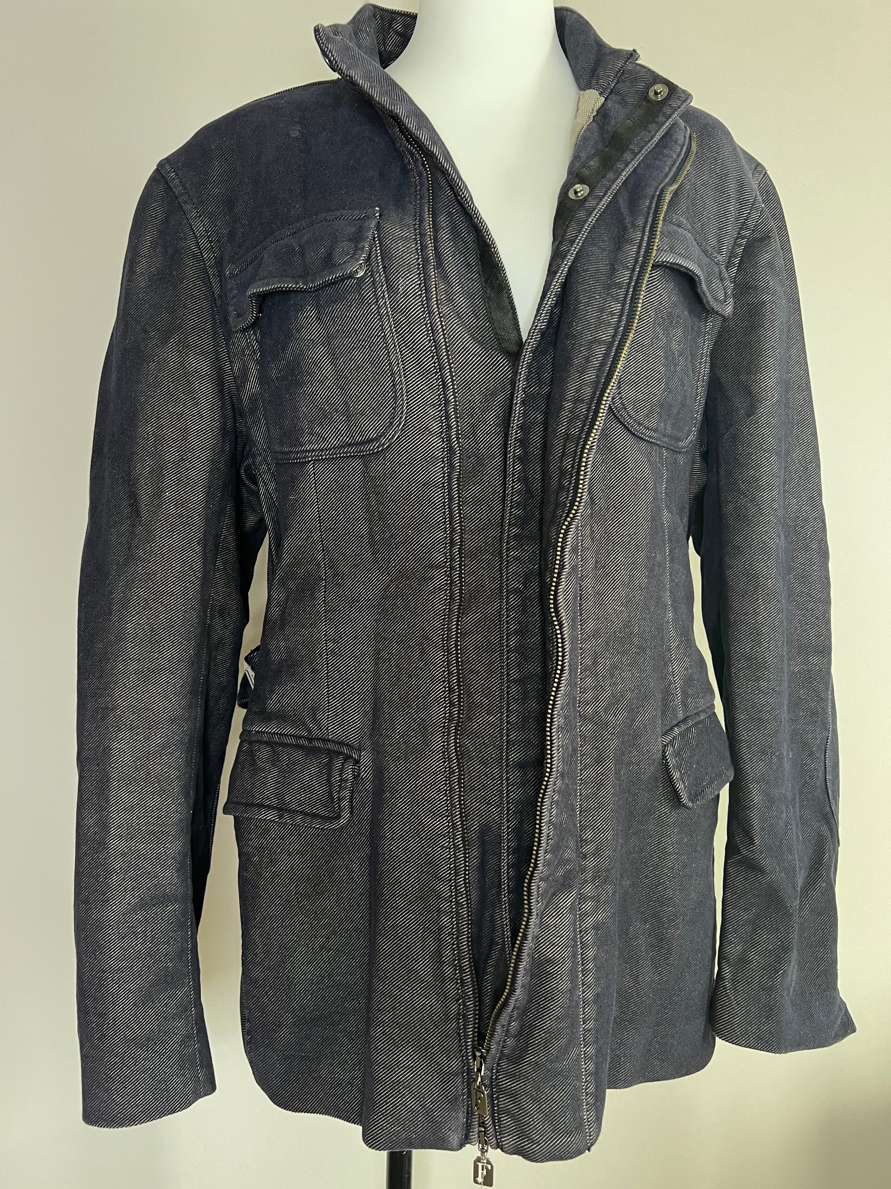 Men's Collection-Oversized denim jacket with pockets at the chest and suspenders at the waist. - FERRÉ