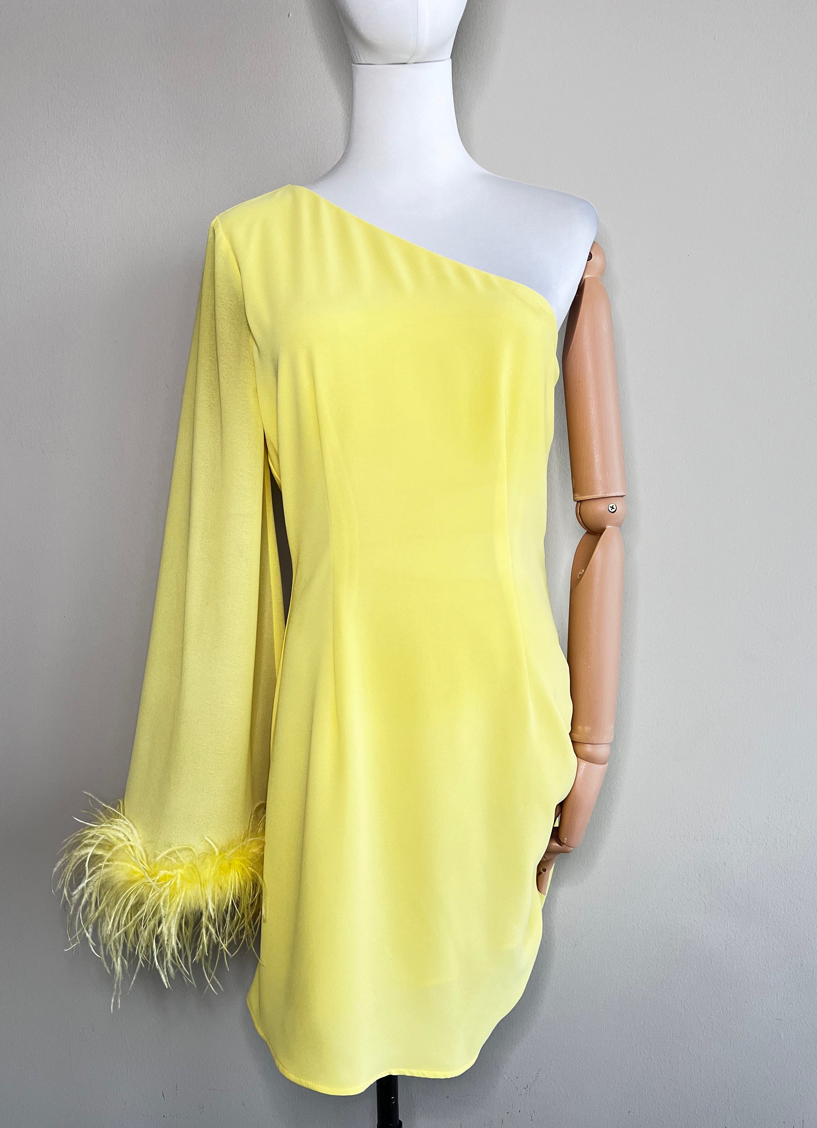 Yellow Porscha One-shoulder Dress in Viscose - DE LA VALI