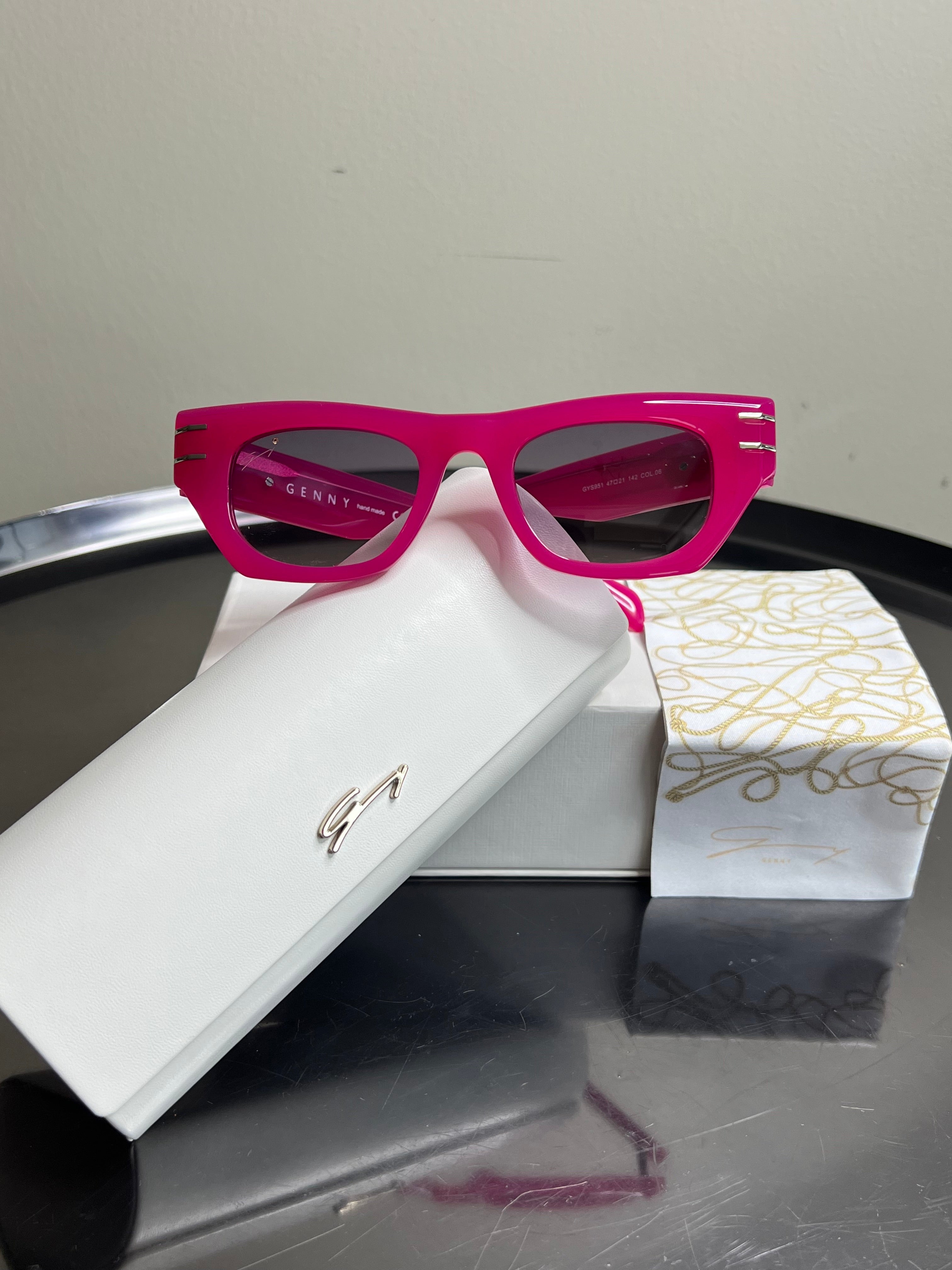 Pink Irregular Square Sunglasses T. plastic - GENNY