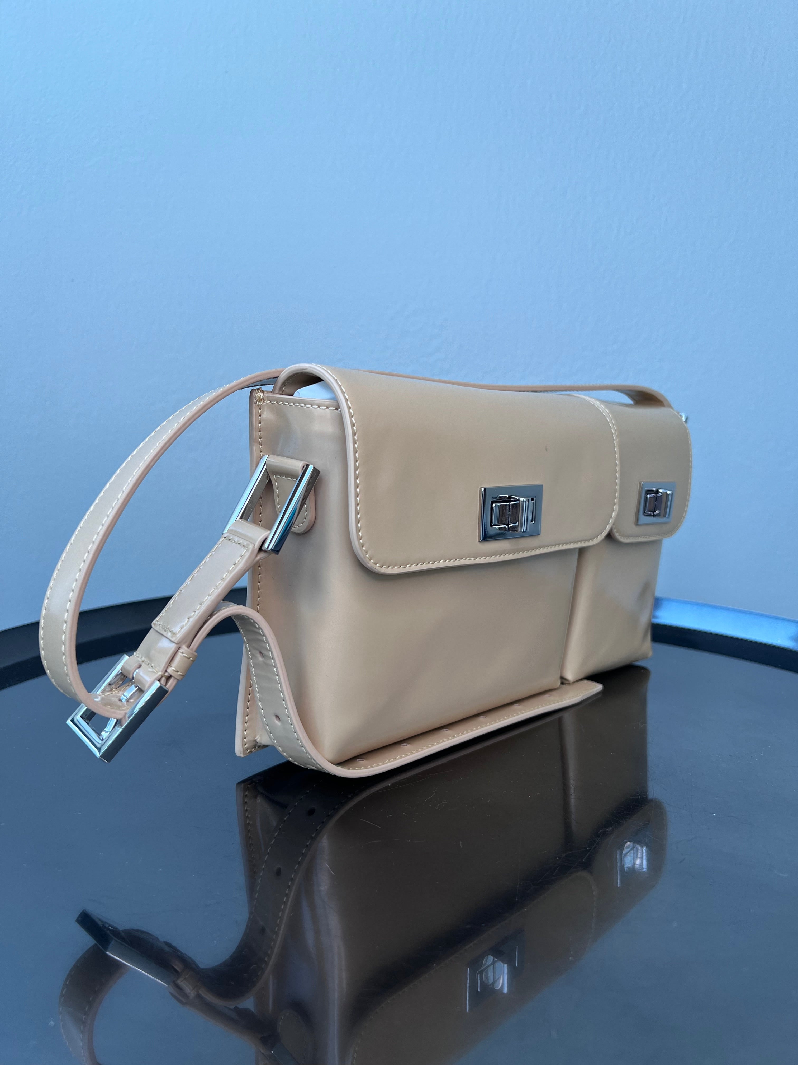 Billy cream semi patent leather bag BY FAR