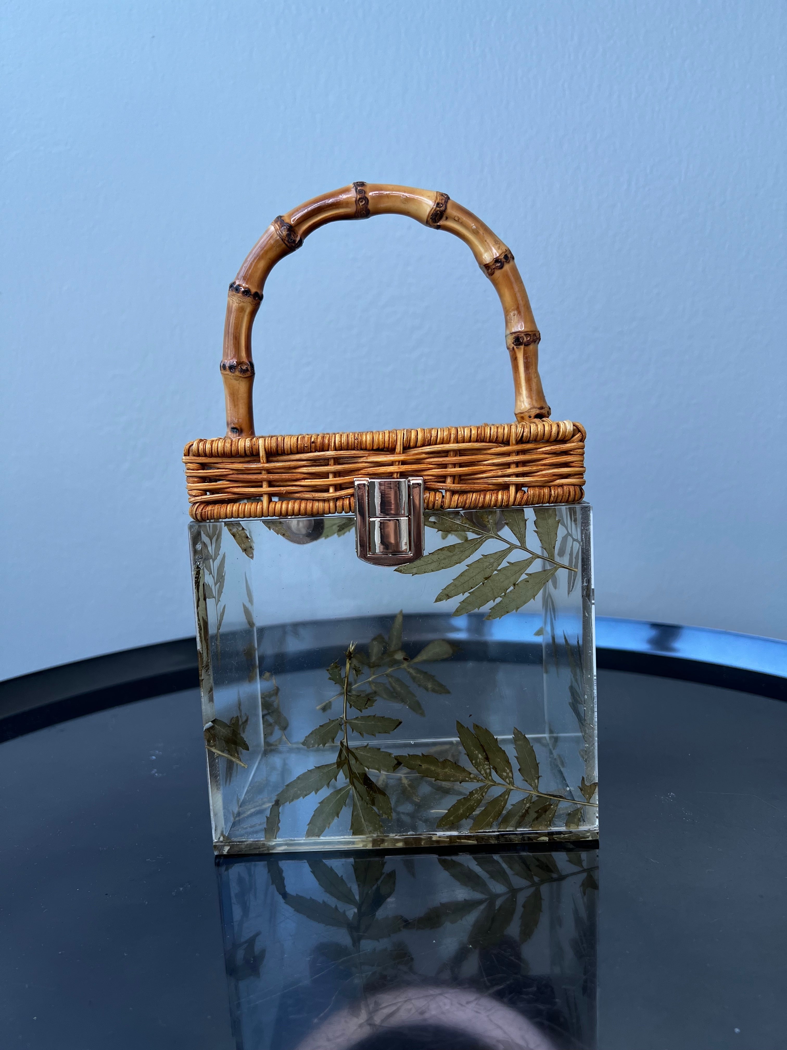Bamboo handle transparent acrylic hand bag - L'ALINGI