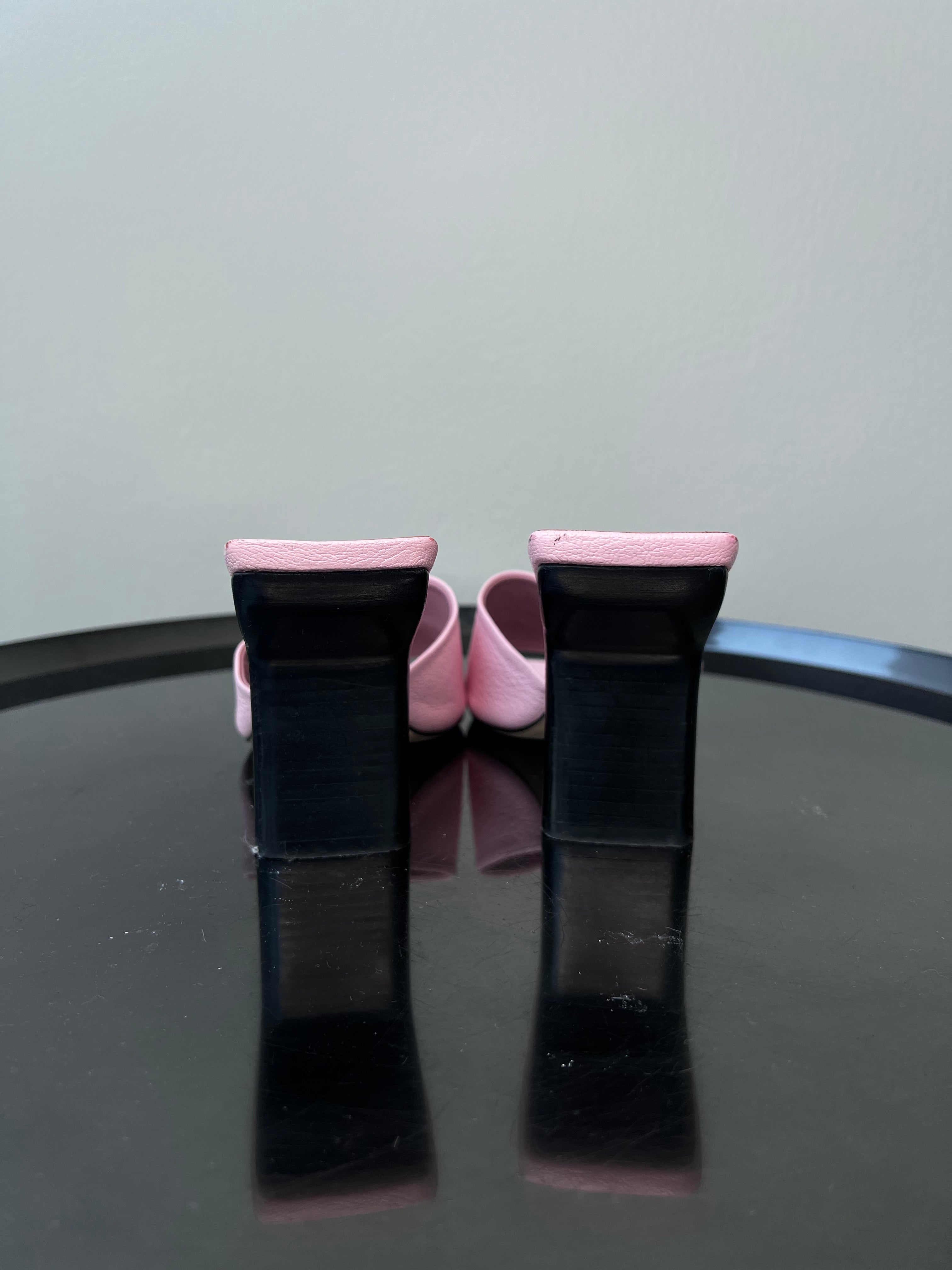 Pink sculpted leather heels - BY FAR