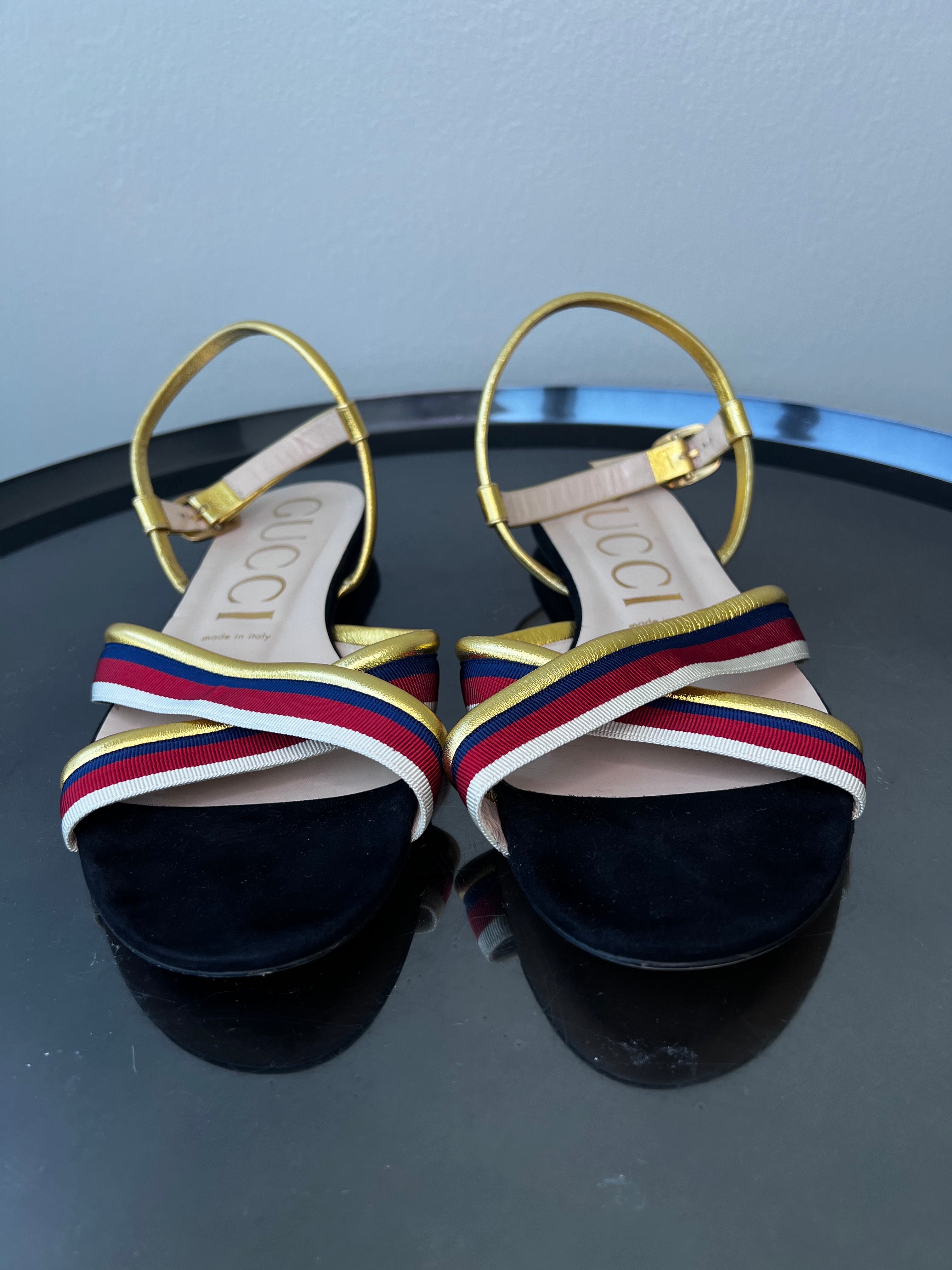 Gold strap with black velvet end flats  - GUCCI