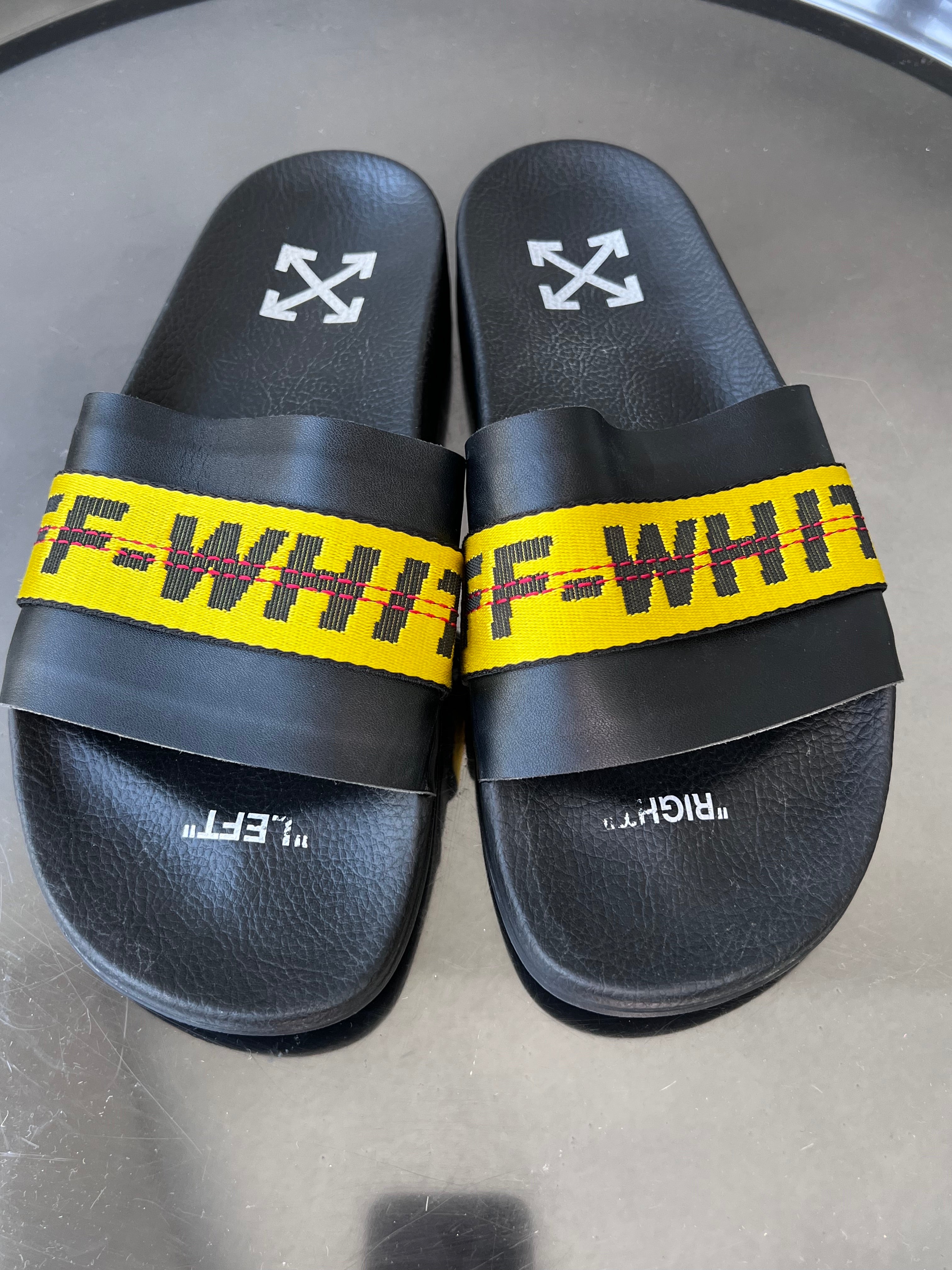 Black slides with yellow OFF-WHITE logo on the front slides - OFFWHITE